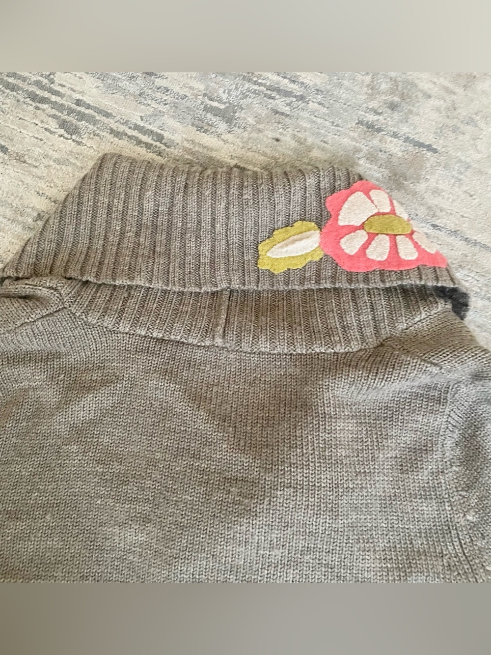 Vintage Anthropologie Charlie & Robin Shawl Collar Sweater with Flowers, Size L - Picture 6 of 11